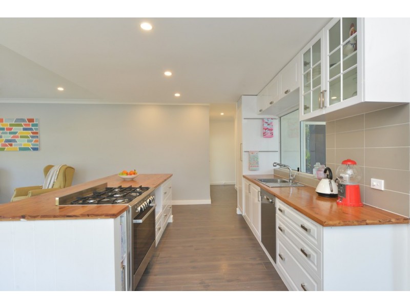 7 Endeavour Street, Port Douglas QLD 4877