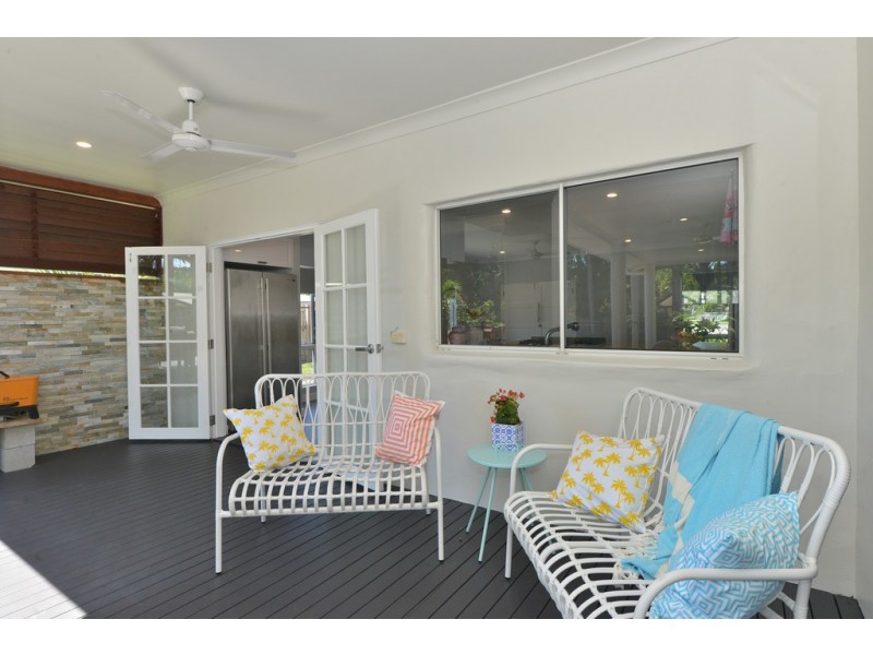 7 Endeavour Street, Port Douglas QLD 4877