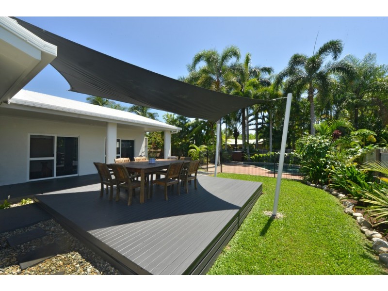 7 Endeavour Street, Port Douglas QLD 4877