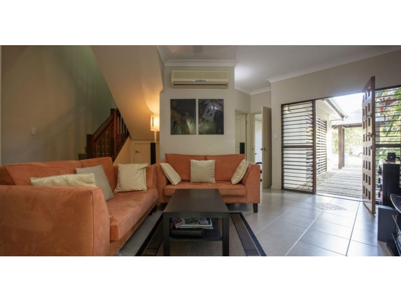 2/2 Morning  Close, Port Douglas QLD 4877