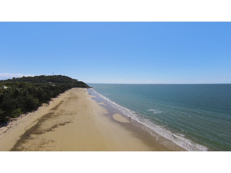33 Beachfront Mirage, Port Douglas QLD 4877