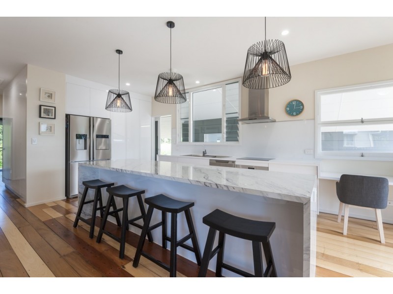 8 Crawford Street, Mossman QLD 4873