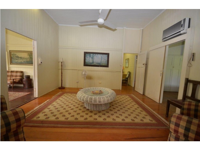 15 Whiteley Road, Miallo QLD 4873