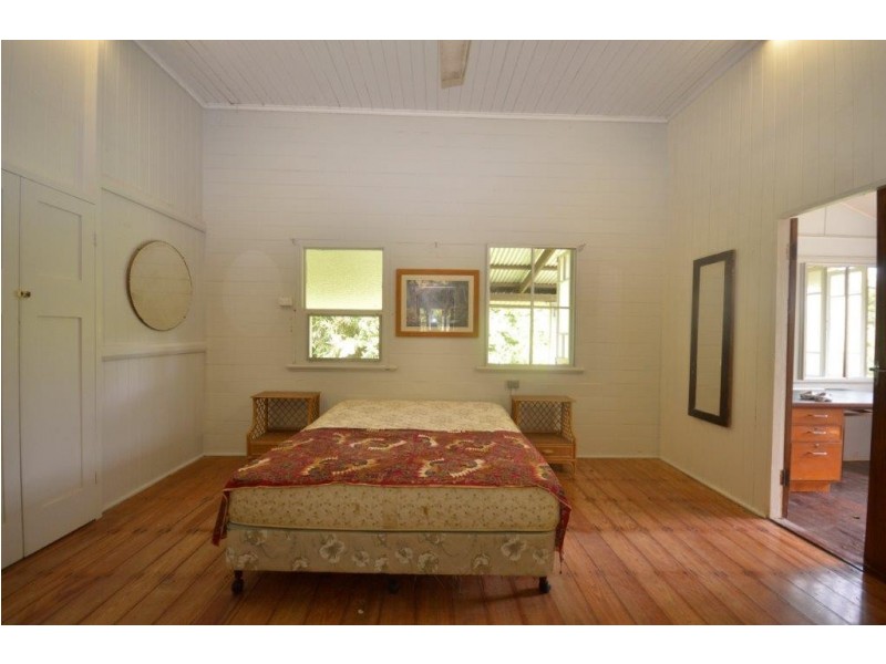 15 Whiteley Road, Miallo QLD 4873