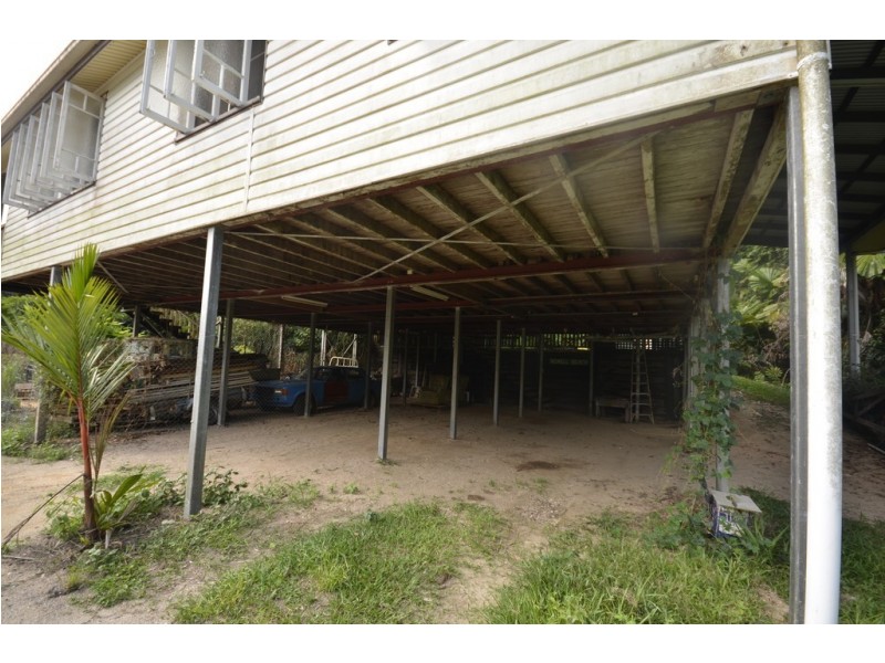 15 Whiteley Road, Miallo QLD 4873