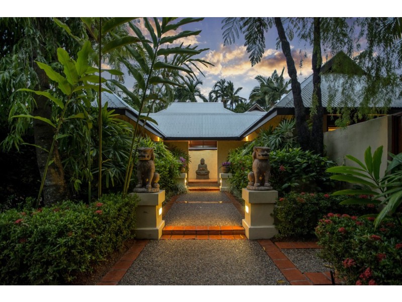 6 Solander Boulevard, Port Douglas QLD 4877