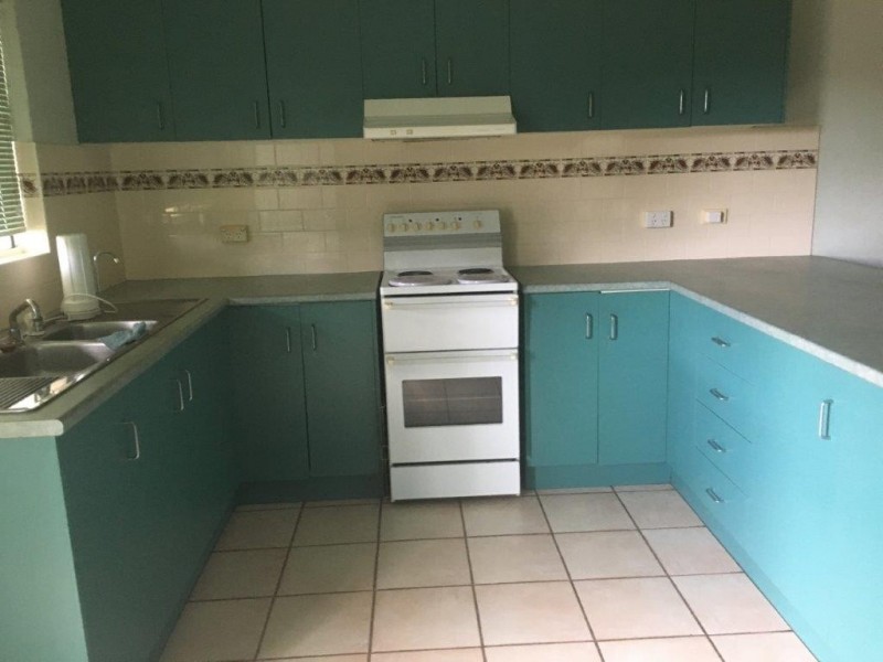 2/4 Alchera Drive, Mossman QLD 4873