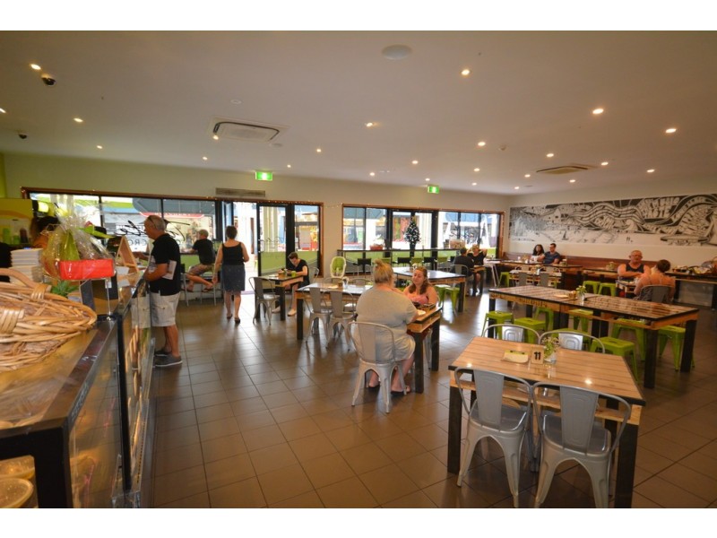Shop 21/22 11-17 Macrossan Street (Taste on Macrossan), Port Douglas QLD 4877