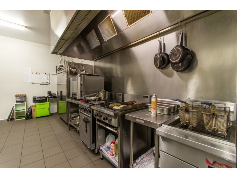 Shop 21/22 11-17 Macrossan Street (Taste on Macrossan), Port Douglas QLD 4877