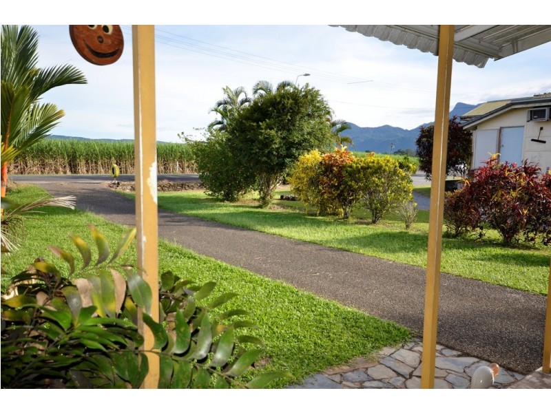 9 Cedars Street, Mossman QLD 4873