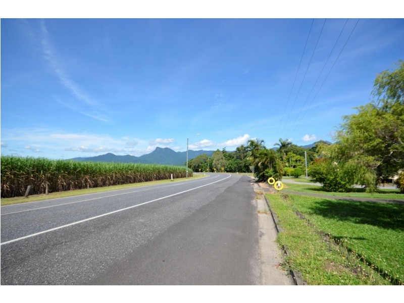9 Cedars Street, Mossman QLD 4873