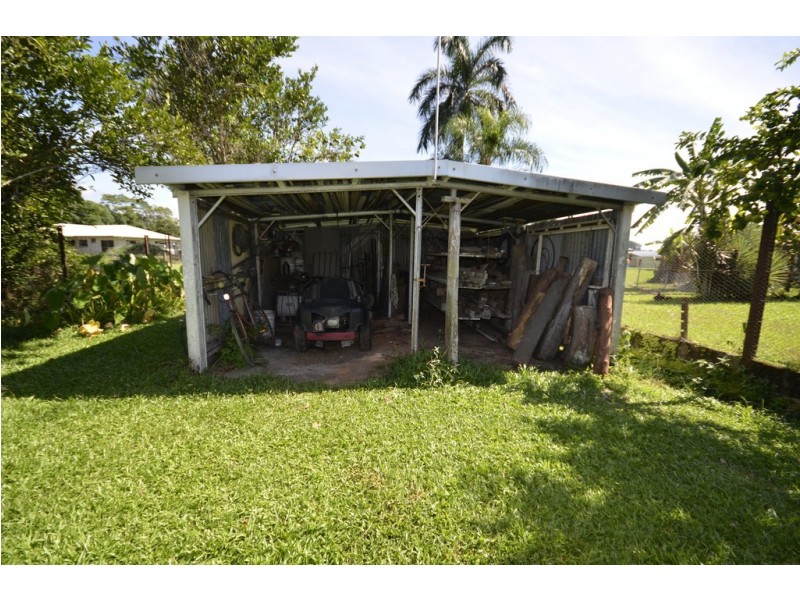 9 Cedars Street, Mossman QLD 4873