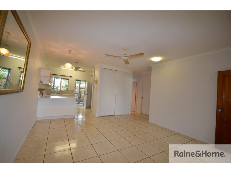 2/25 Pringle Street, Mossman QLD 4873