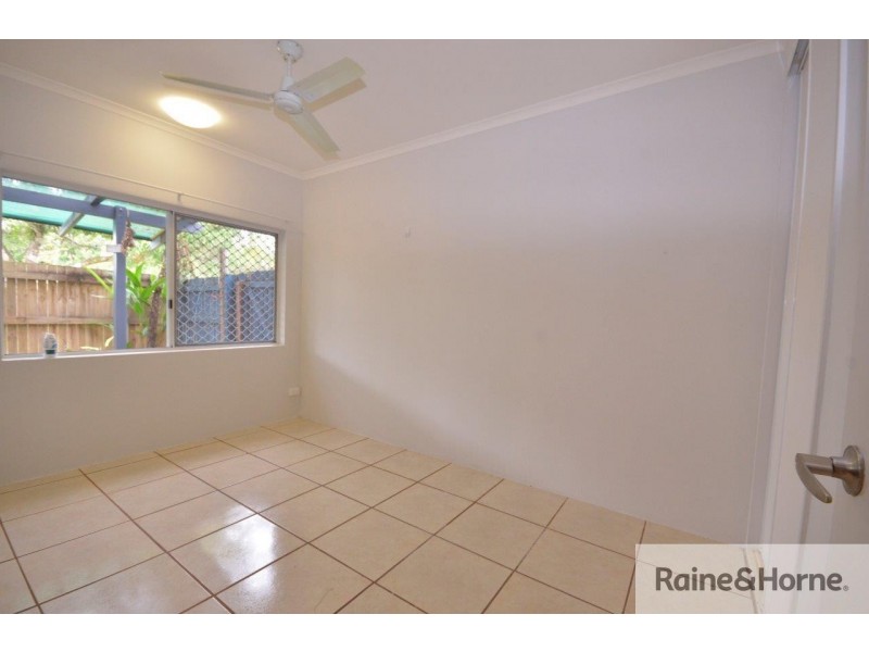 2/25 Pringle Street, Mossman QLD 4873