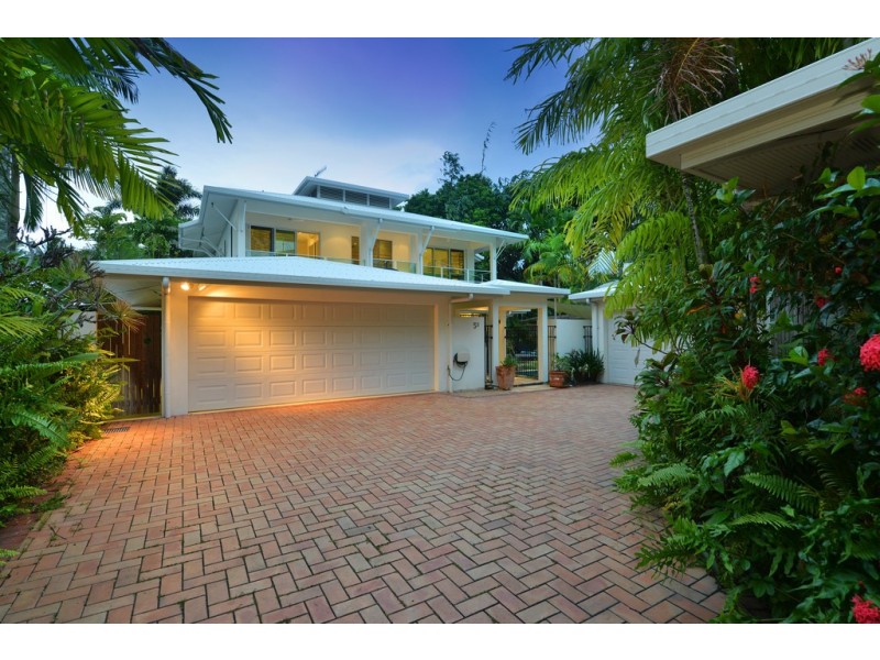 2/5 Langley Road, Port Douglas QLD 4877