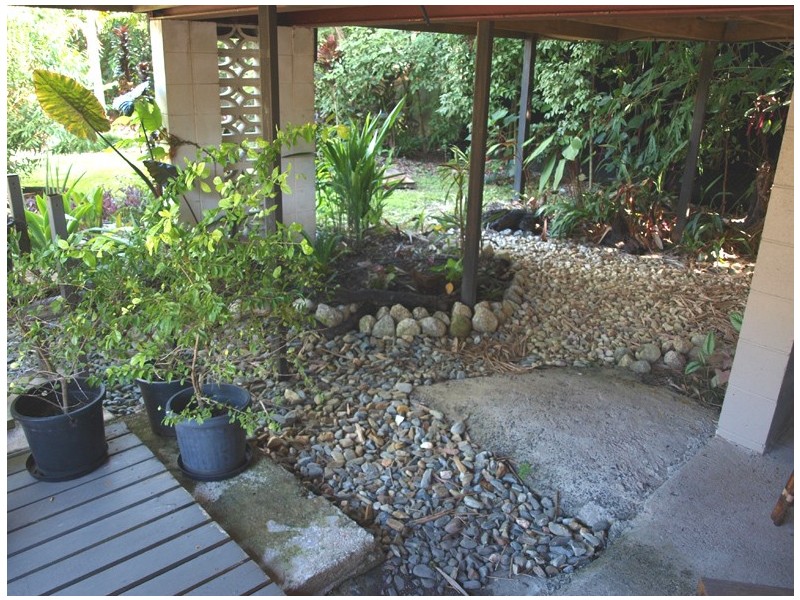 7 Mossman Street, Mossman QLD 4873