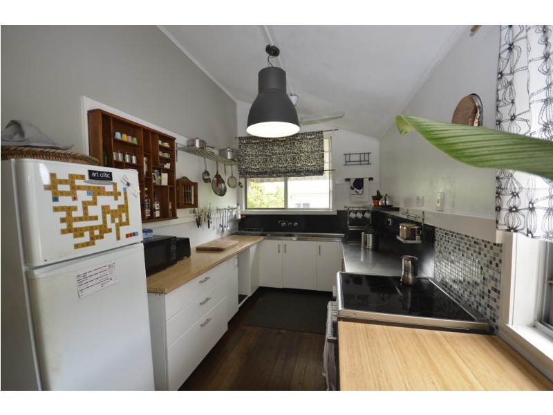 7 Mossman Street, Mossman QLD 4873