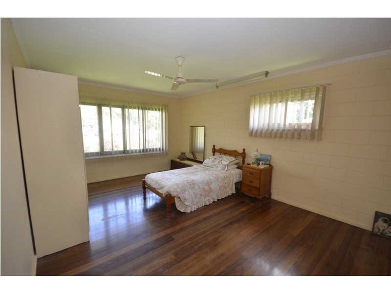 74 Alchera Drive, Mossman QLD 4873