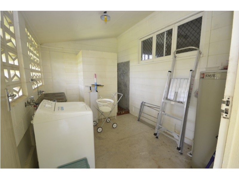74 Alchera Drive, Mossman QLD 4873