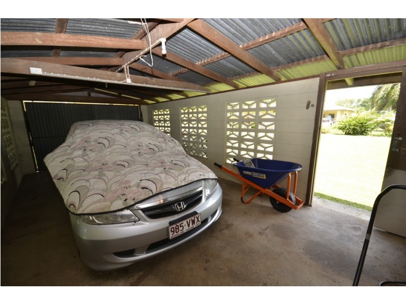 74 Alchera Drive, Mossman QLD 4873
