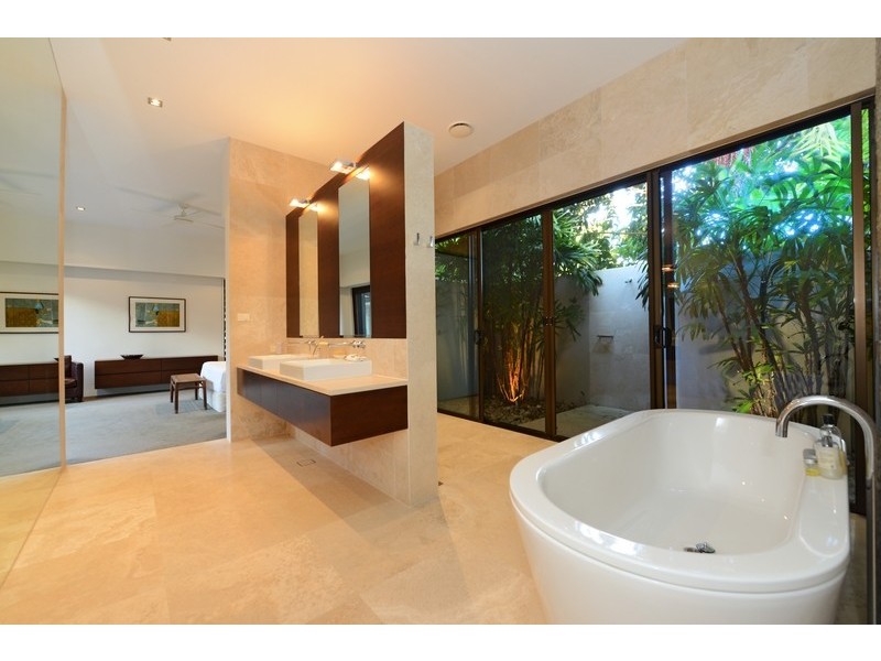 5 The Sands Estate, 14 Barrier Street, Port Douglas QLD 4877