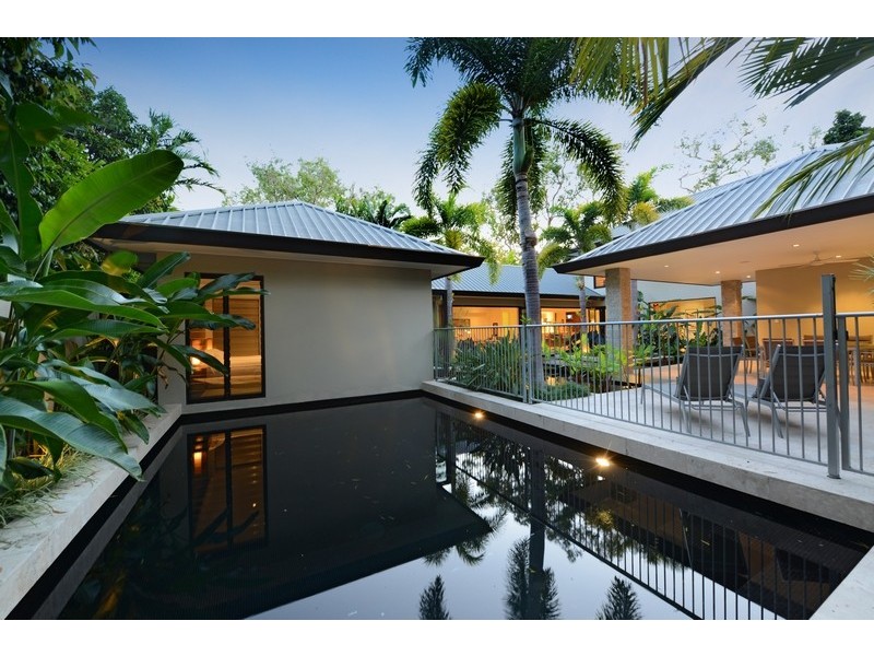 5 The Sands Estate, 14 Barrier Street, Port Douglas QLD 4877