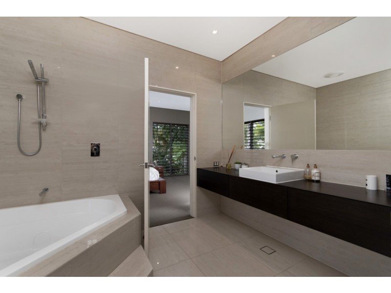 6/14 Barrier Street (The Sands Estate), Port Douglas QLD 4877