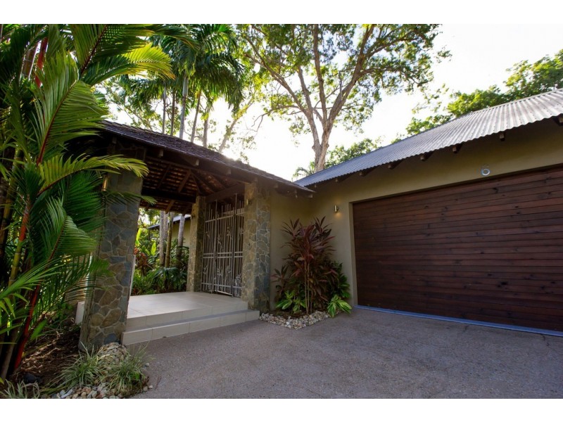 6/14 Barrier Street (The Sands Estate), Port Douglas QLD 4877