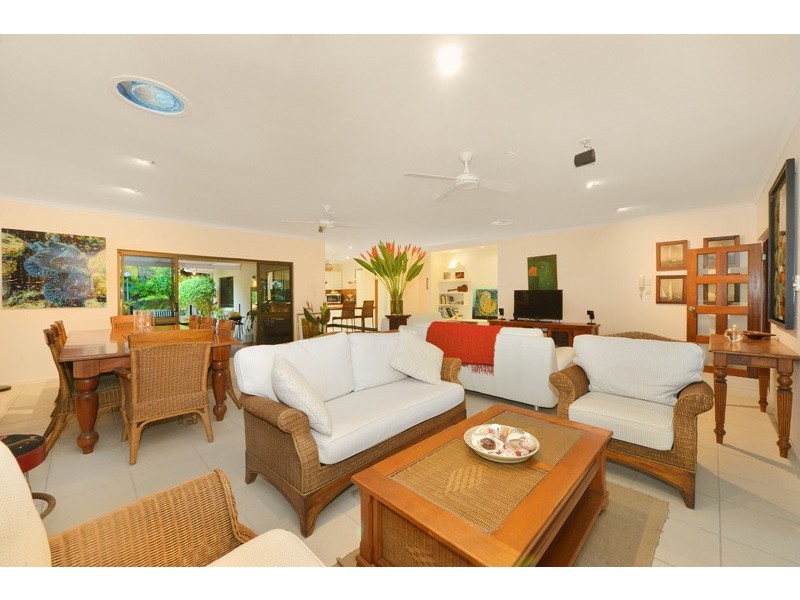 11 Andrews Close, Port Douglas QLD 4877