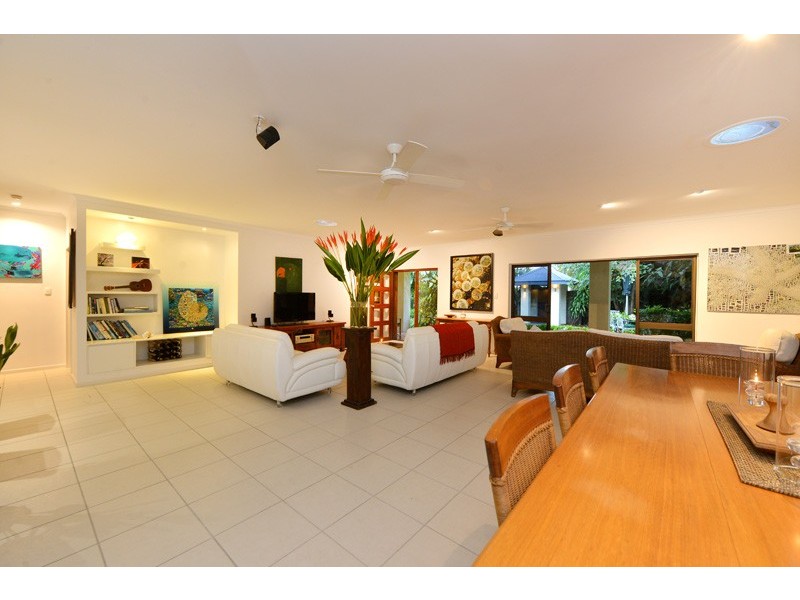 11 Andrews Close, Port Douglas QLD 4877