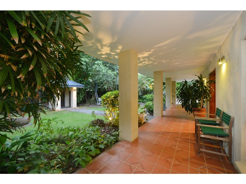11 Andrews Close, Port Douglas QLD 4877