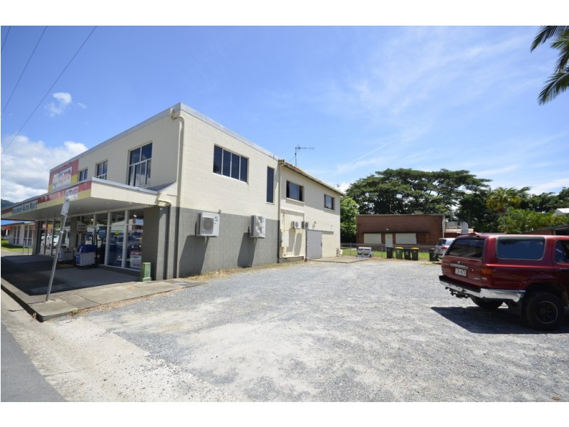4 William Street, Mossman QLD 4873