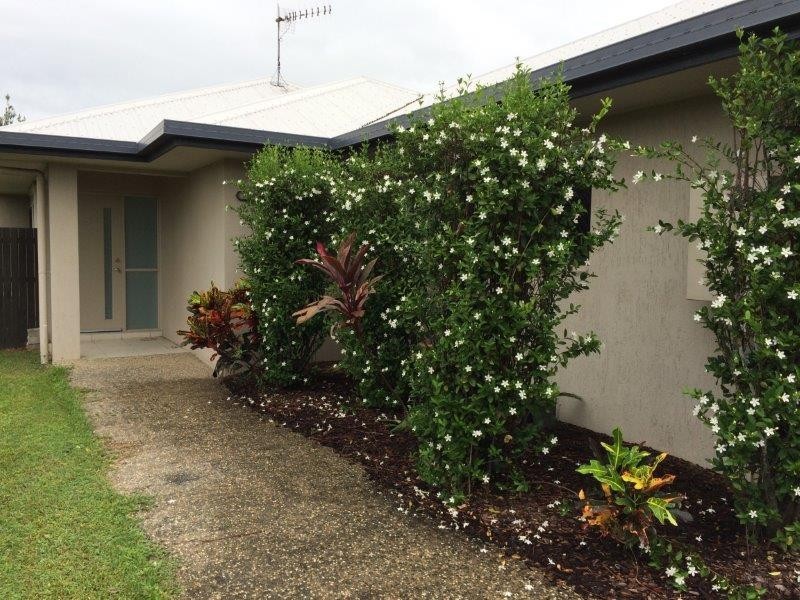 52 Cooya Beach Rd, Cooya Beach QLD 4873