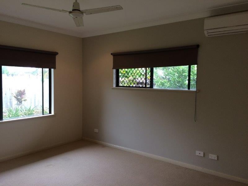 52 Cooya Beach Rd, Cooya Beach QLD 4873