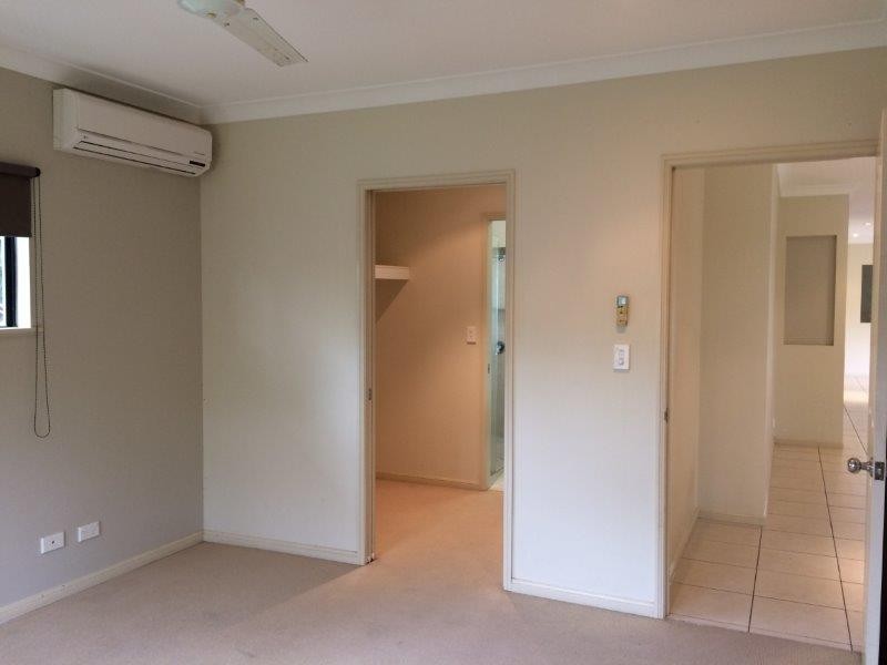 52 Cooya Beach Rd, Cooya Beach QLD 4873