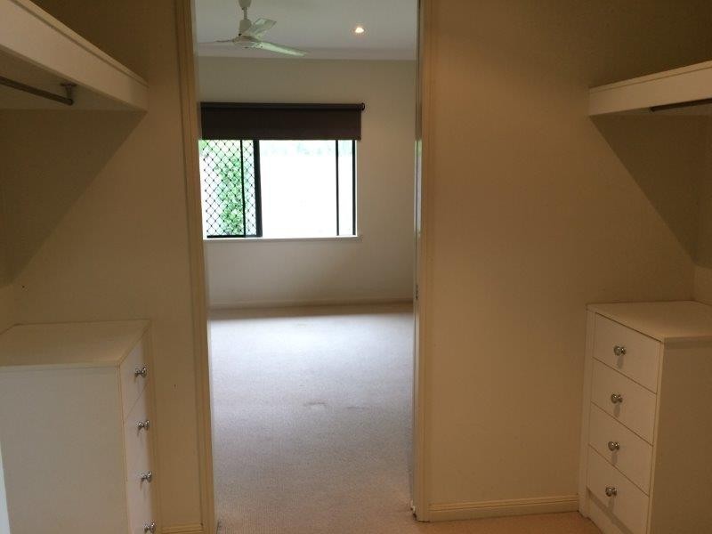 52 Cooya Beach Rd, Cooya Beach QLD 4873