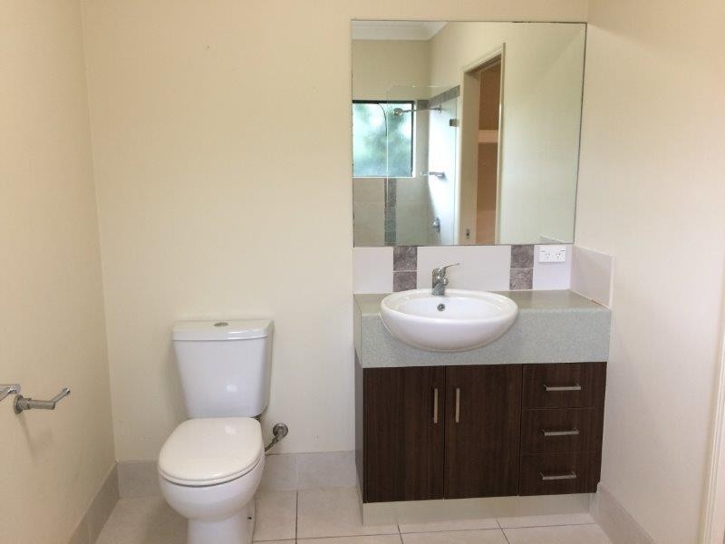 52 Cooya Beach Rd, Cooya Beach QLD 4873