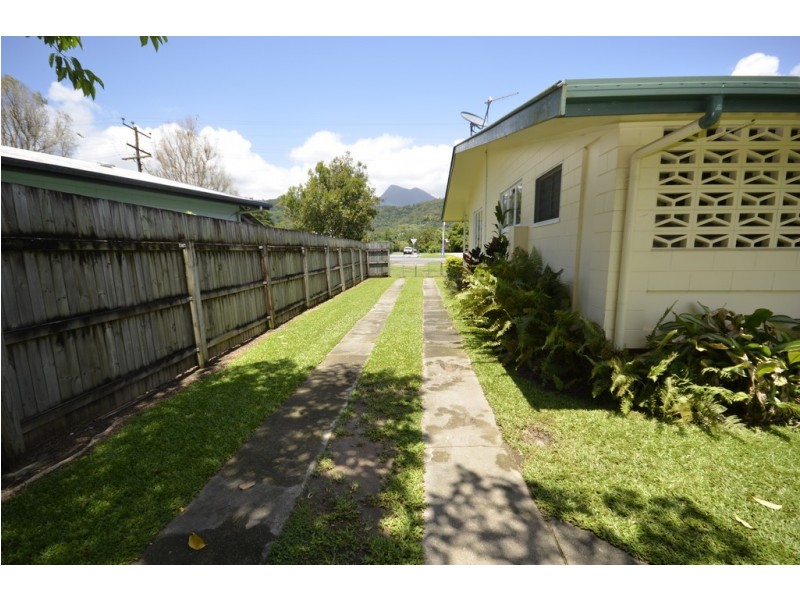 74 Alchera Drive, Mossman QLD 4873