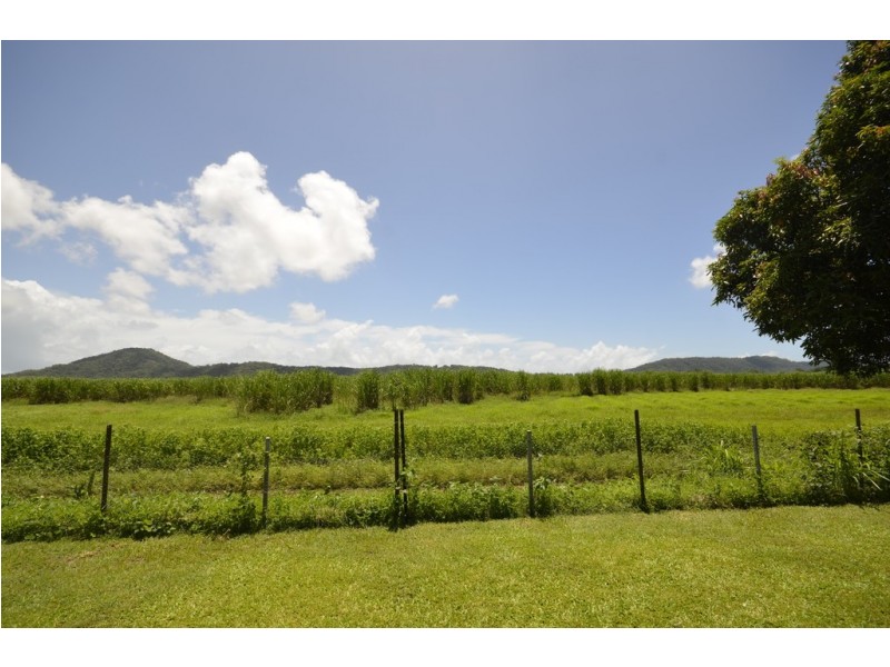 74 Alchera Drive, Mossman QLD 4873