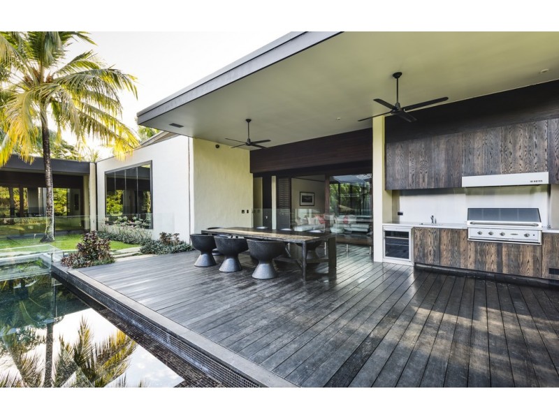 52 Beachfront Mirage, Port Douglas QLD 4877