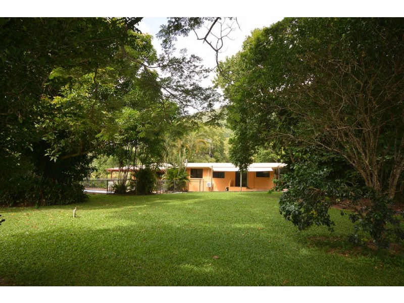 315 Mowbray River Rd, Mowbray QLD 4877
