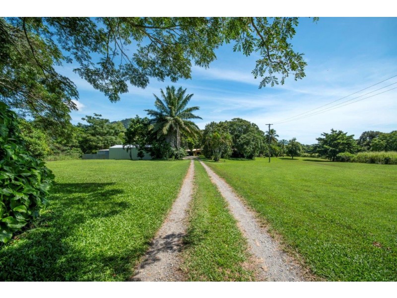 315 Mowbray River Rd, Mowbray QLD 4877