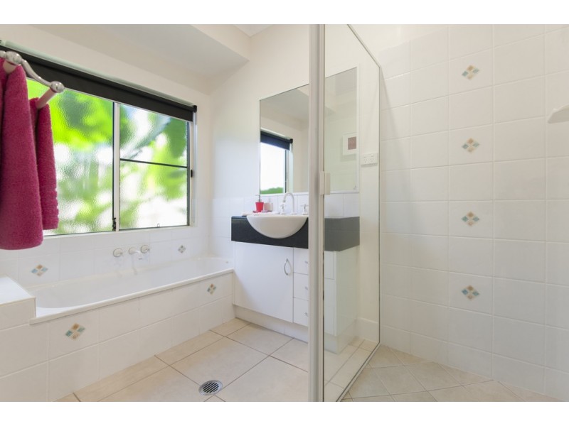 4 Sandpiper Street, Port Douglas QLD 4877