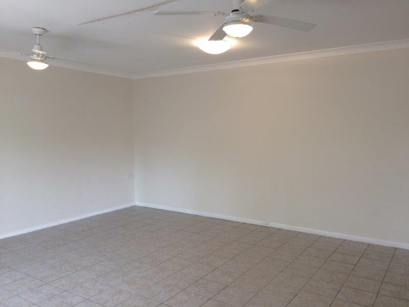 30 Thomas Street, Mossman QLD 4873
