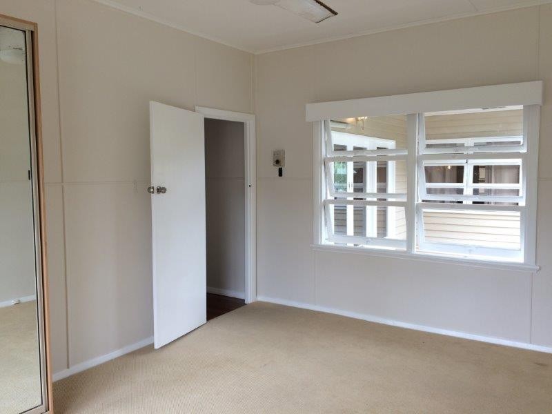 30 Thomas Street, Mossman QLD 4873
