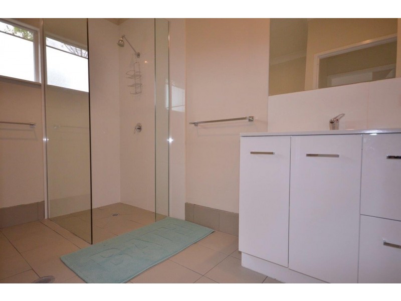 14 THOOLEER CLOSE, Cooya Beach QLD 4873