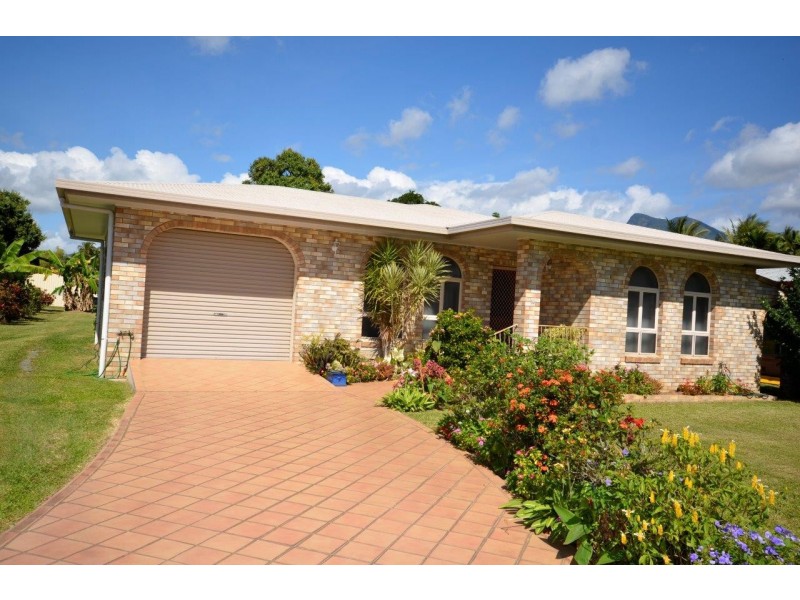 16 Grogan Street, Mossman QLD 4873