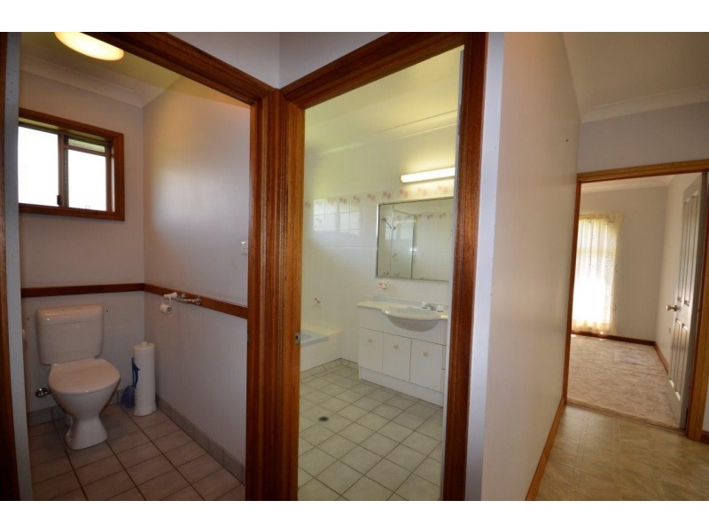 16 Grogan Street, Mossman QLD 4873