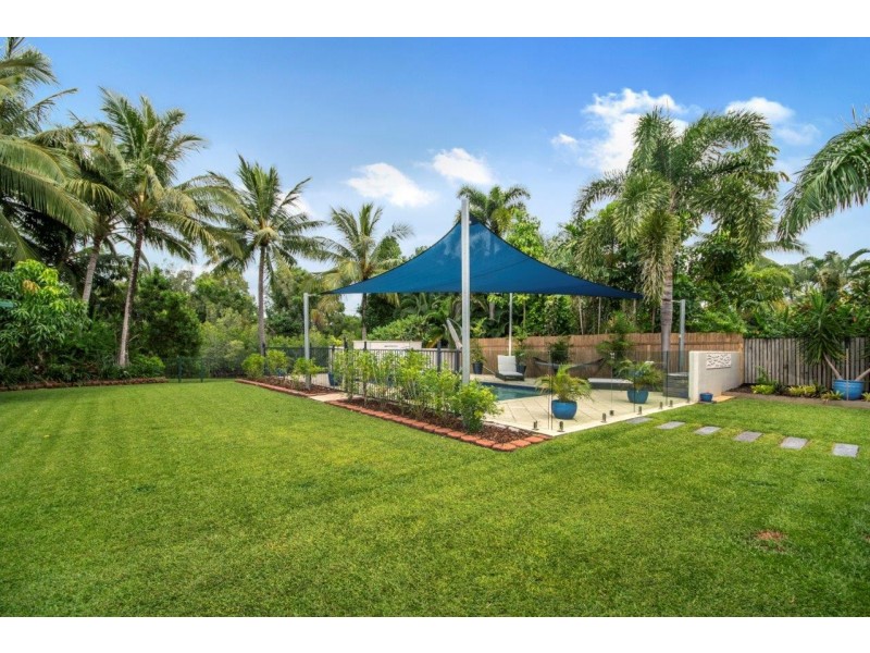 49 Endeavour Street, Port Douglas QLD 4877