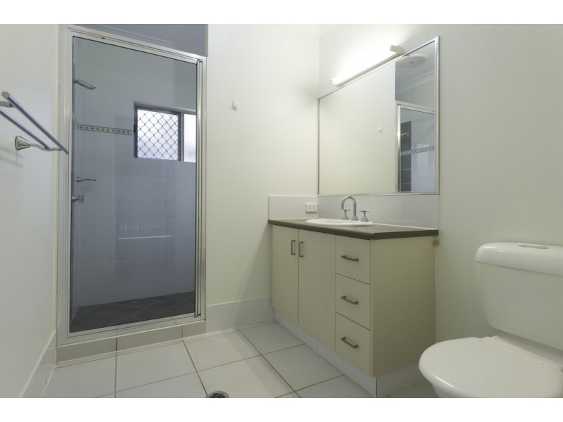 6 Riflebird Crescent, Mossman QLD 4873